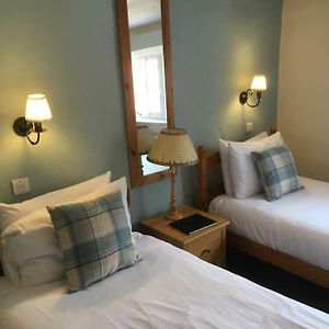 Twin Room Bathroom